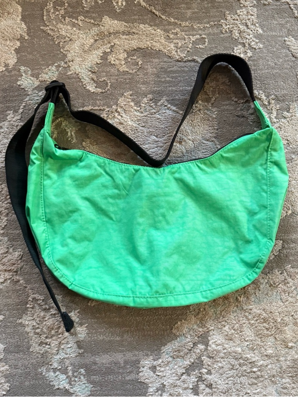 BAGGU Medium Nylon Crescent Bag - Aloe